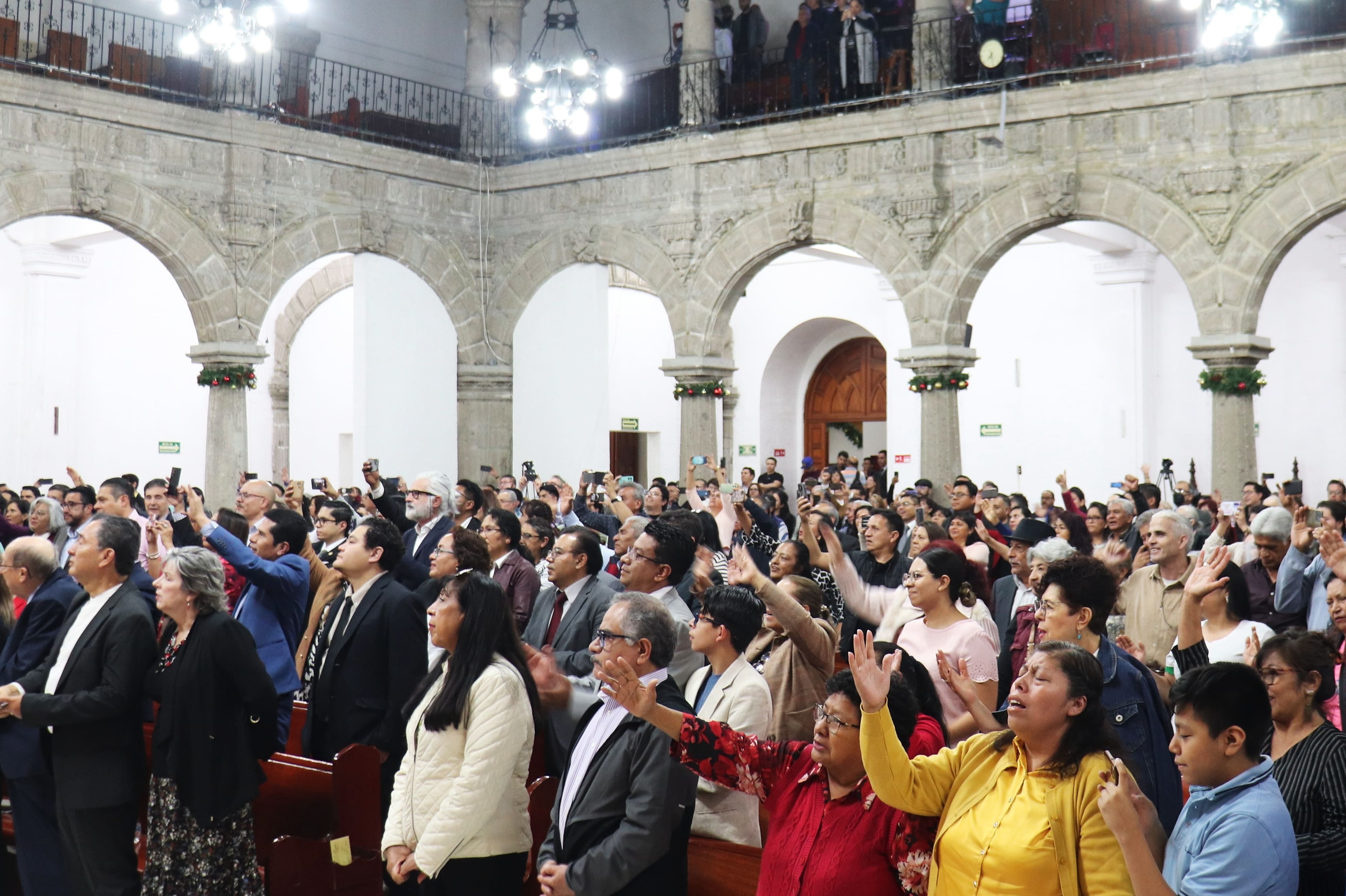 Celebraciones de Editorial CLIE en Guatemala y México por su Centenario